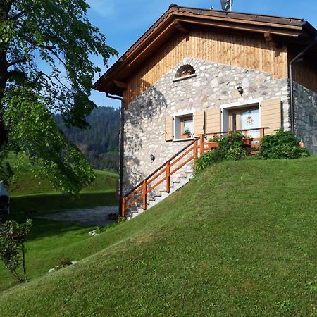 B&B Ai Marchetini Cinte Tesino Bagian luar foto