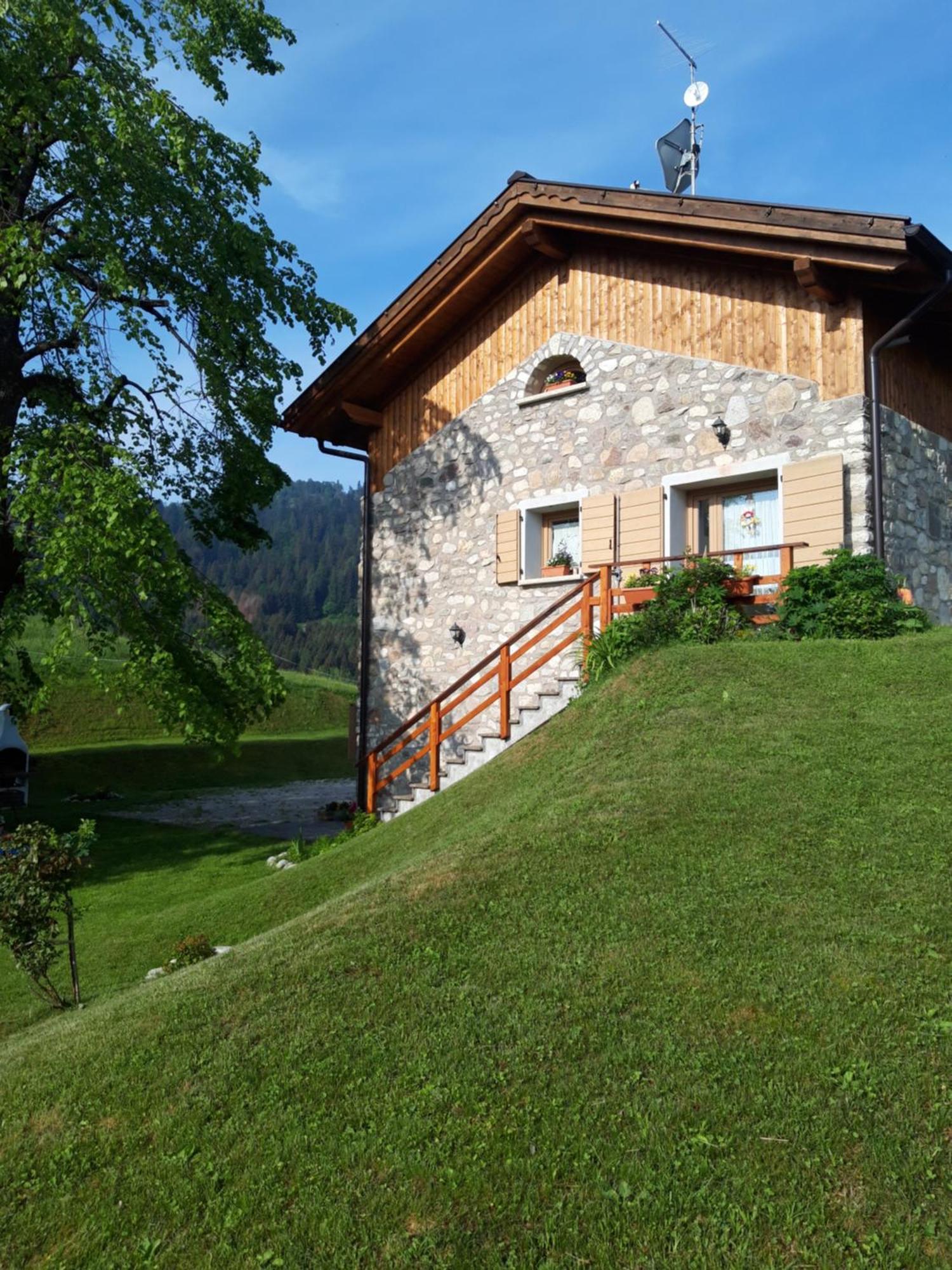B&B Ai Marchetini Cinte Tesino Bagian luar foto