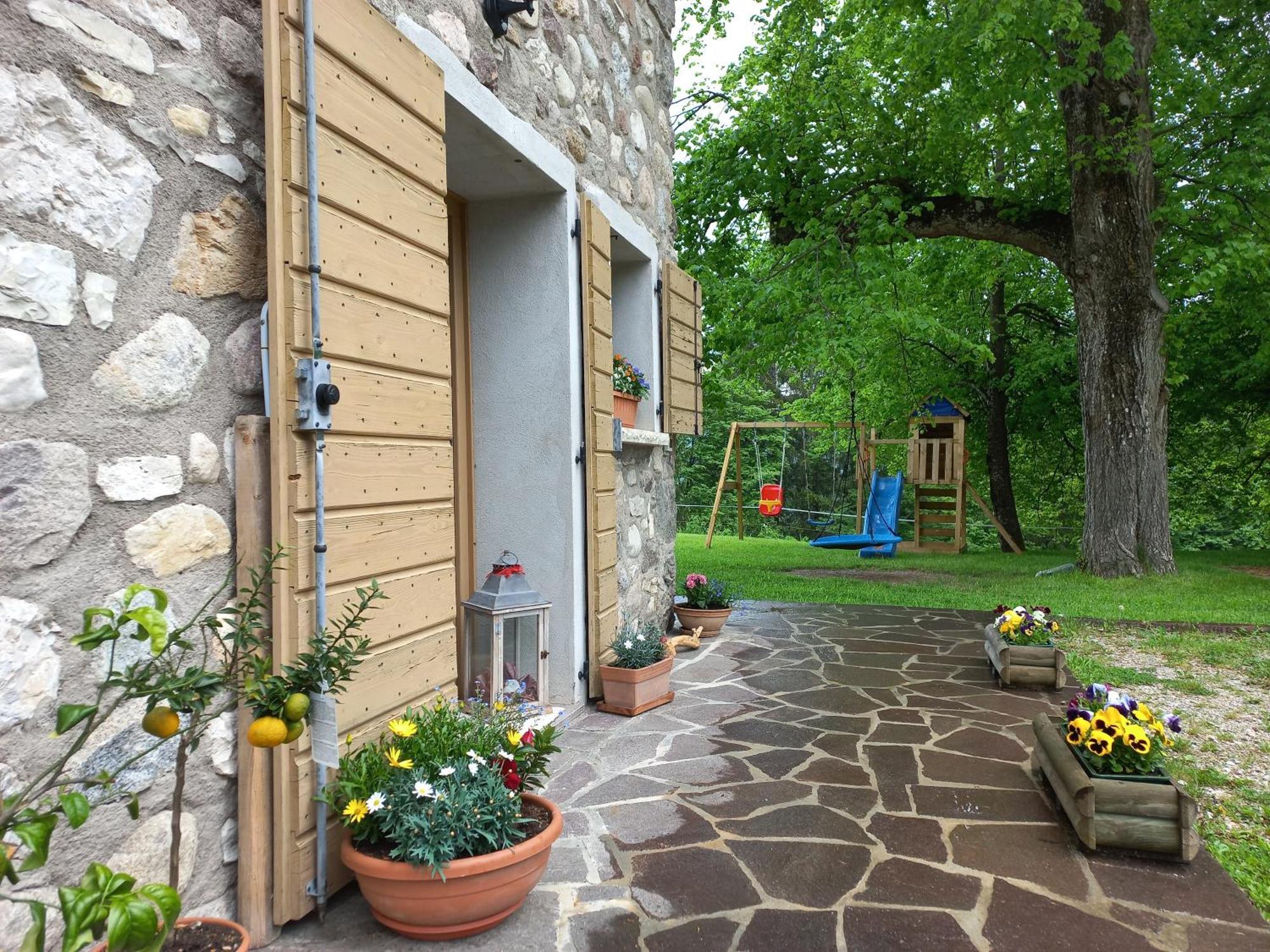 B&B Ai Marchetini Cinte Tesino Bagian luar foto